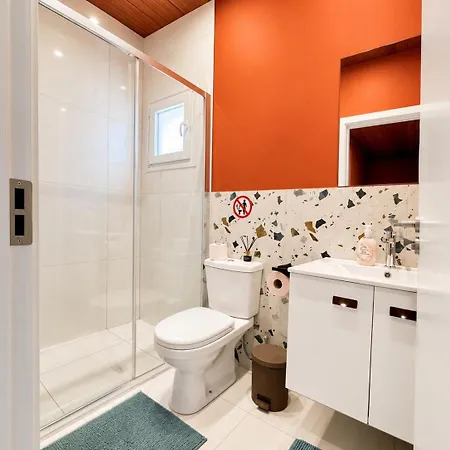 Modern N1 Private Kitchenette And Bathroom * Limassol