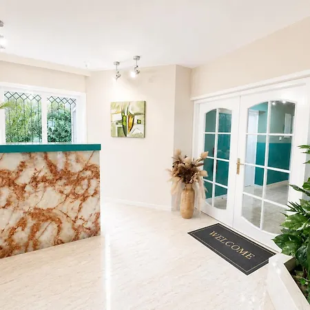 Apartamento Modern N1 Private Kitchenette And Bathroom Limassol