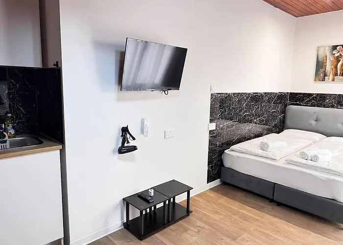 Modern N1 Private Kitchenette And Bathroom